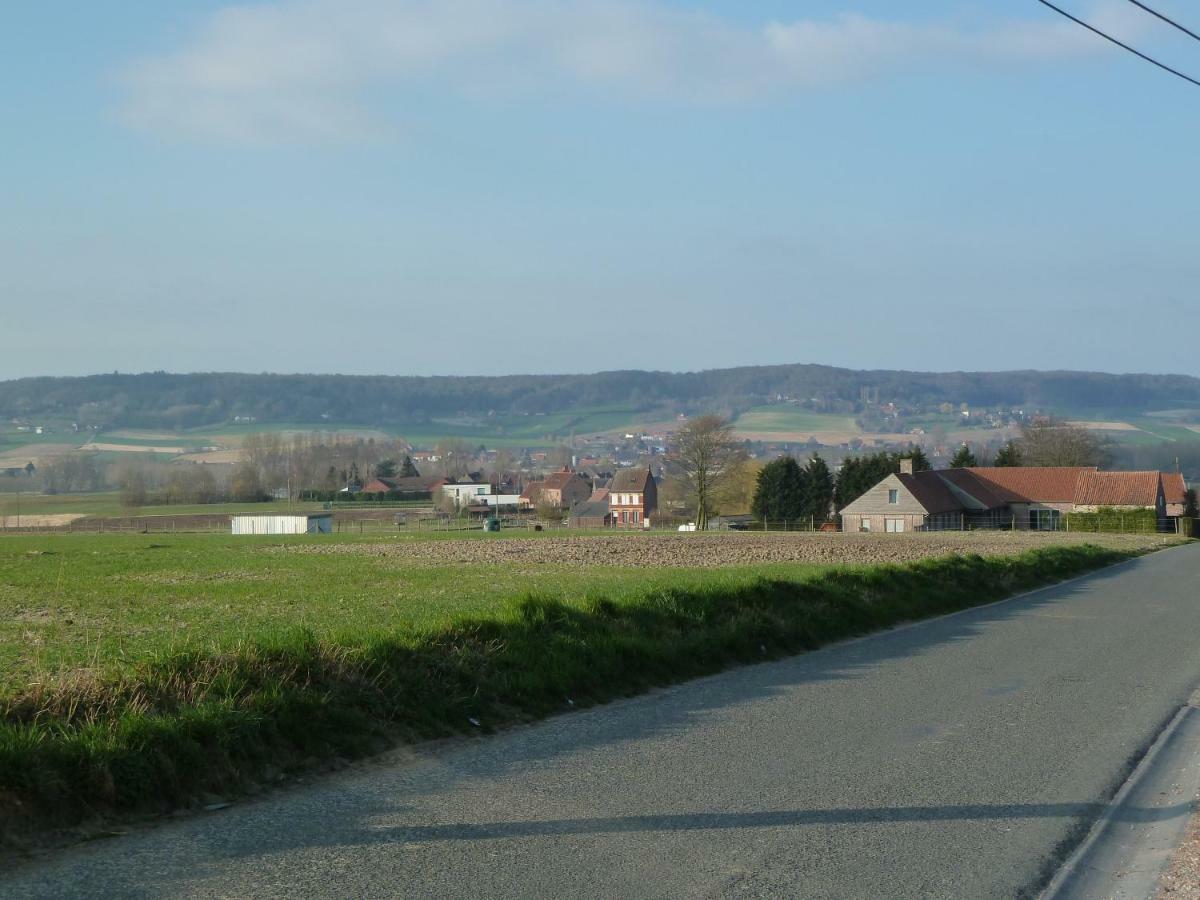 Entre Monts Et Collines B&B Et Spa En Option Exteriér fotografie